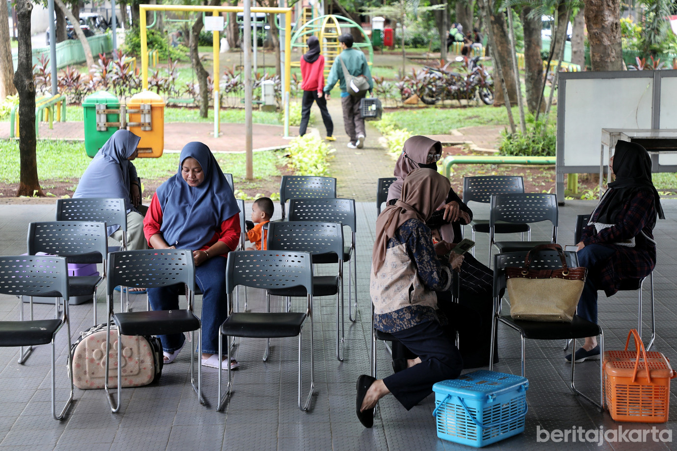 1.83 HPR Berhasil Divaksinasi di Pasar Minggu .jpg