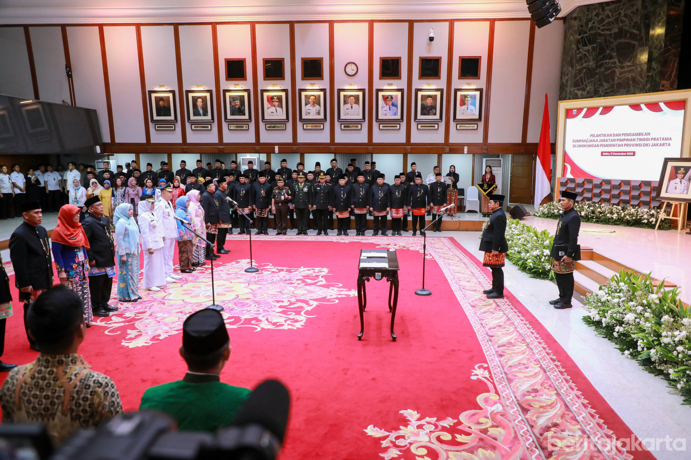 3pelantikanIIN.jpg