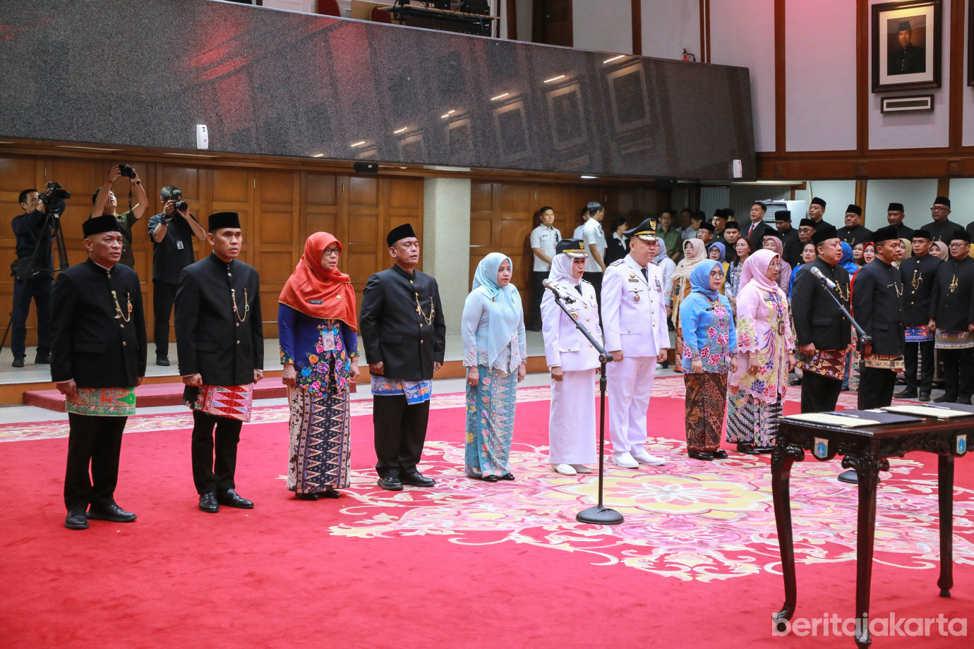 1pelantikanIIN.jpg
