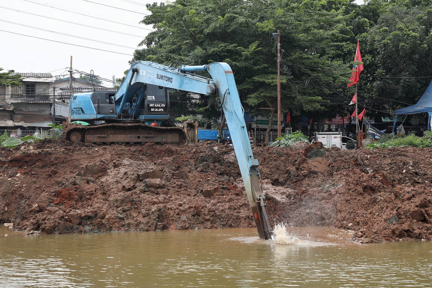 4.Sudin SDA Jaksel Lakukan Pembuatan Embung di Jalan Kemang Utara IX.jpg
