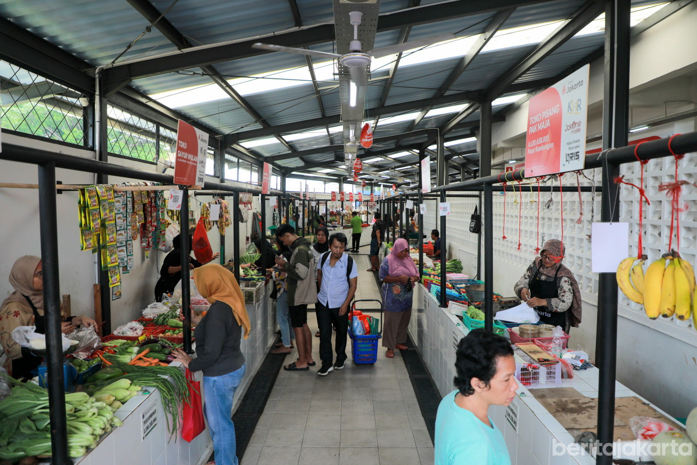 7-1pasar kombongan.jpg