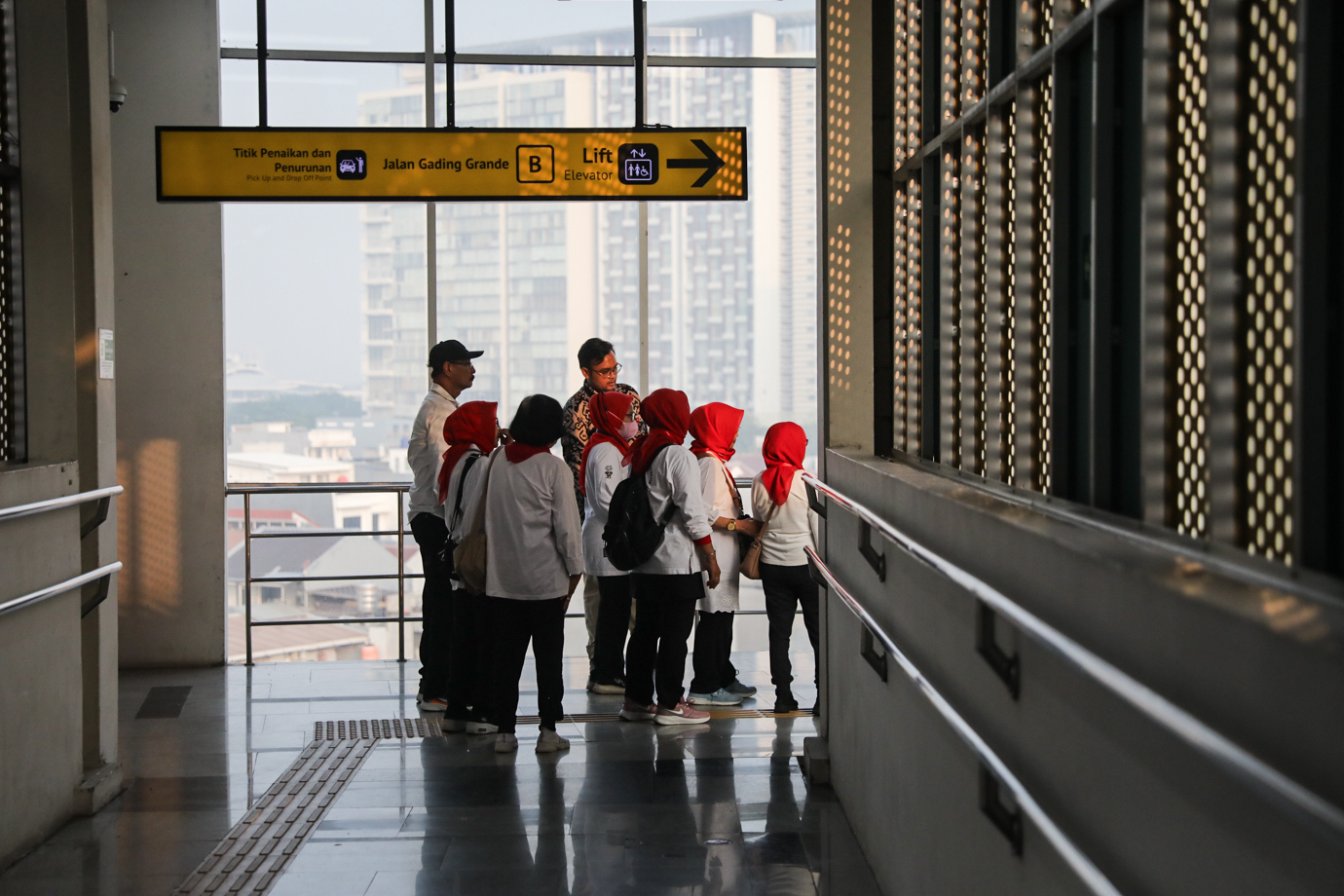 Hari Lansia LRT-4.jpg