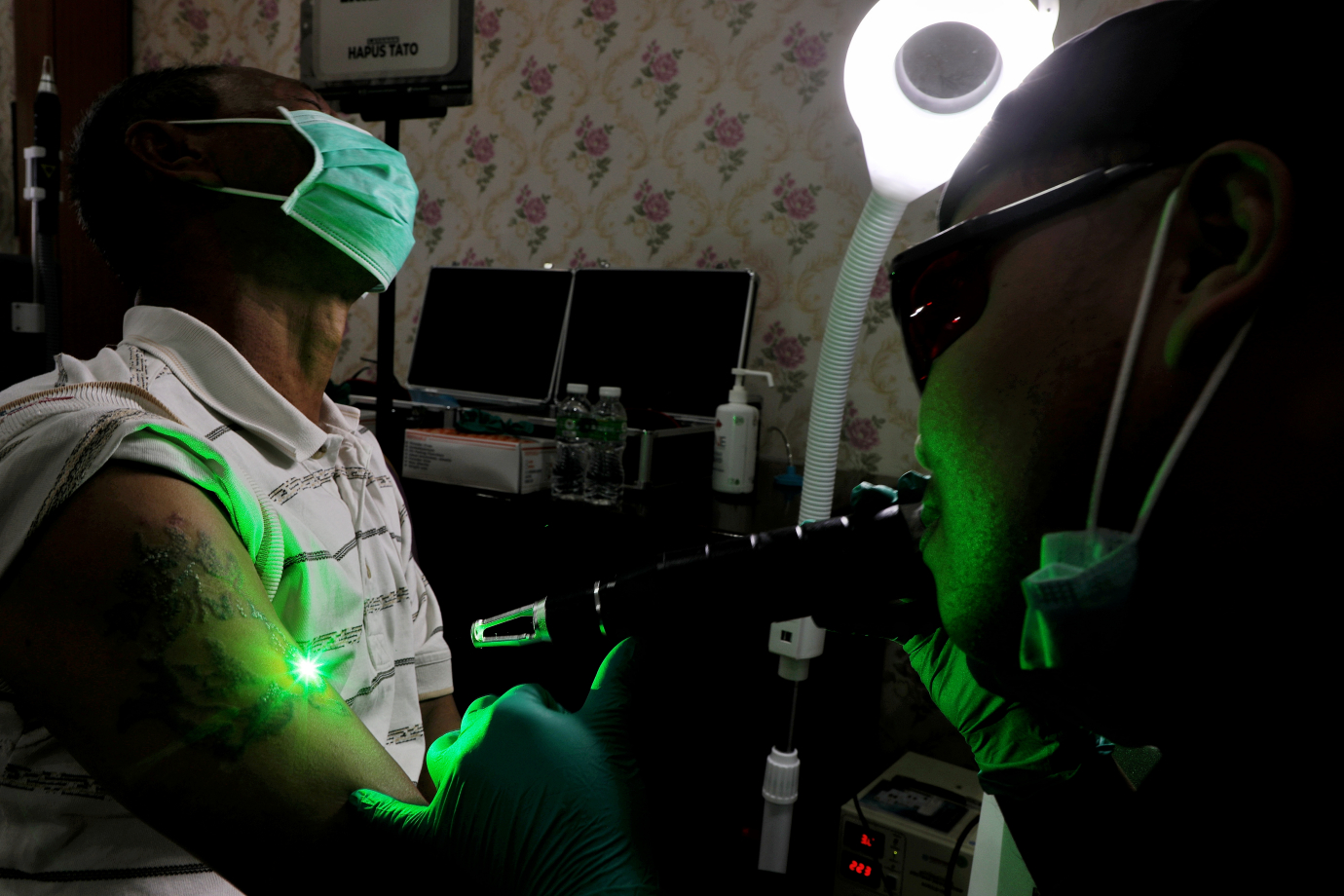 8.RSUD Kebayoran Lama Gelar Hapus Tato Gratis.jpg