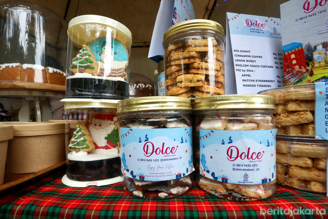 4 Pasar Kreatif Natal 2025 Meriahkan Lapangan Banteng_4.jpg