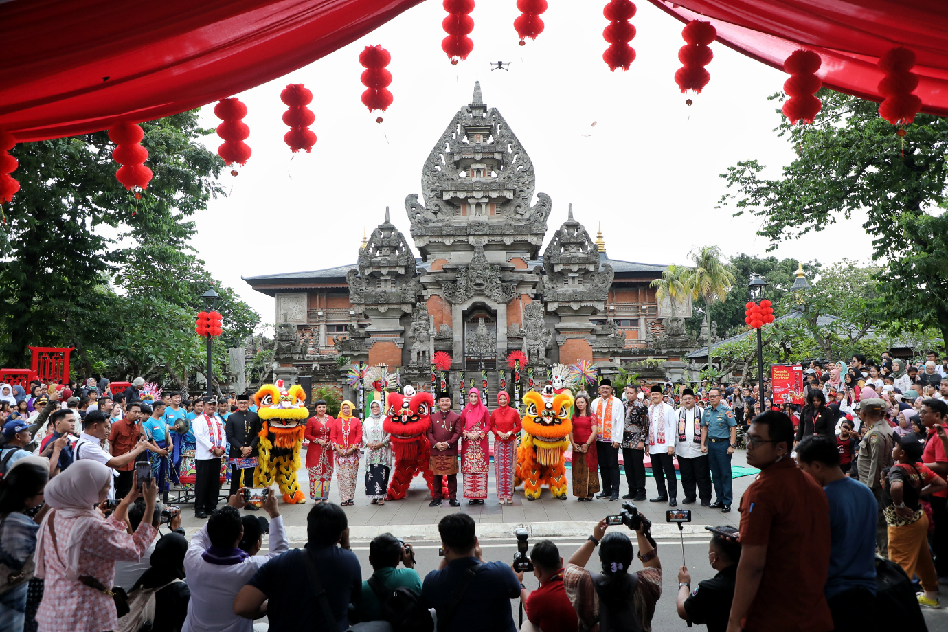 9.Pj Gubernur Hadiri Festival Pecinan di TMII.jpg