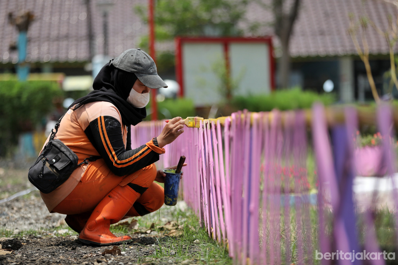 6.PPSU Sulap Ban Bekas Untuk Percantik Area Urban Farming Saung Aset.jpg