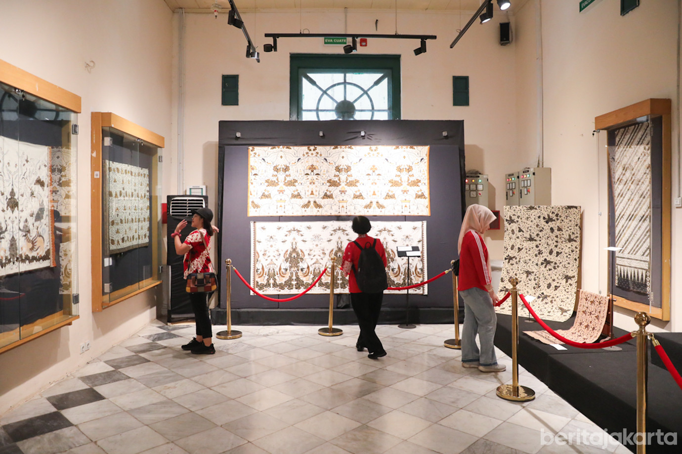 Pameran Batik Museum Tekstil-4.jpg