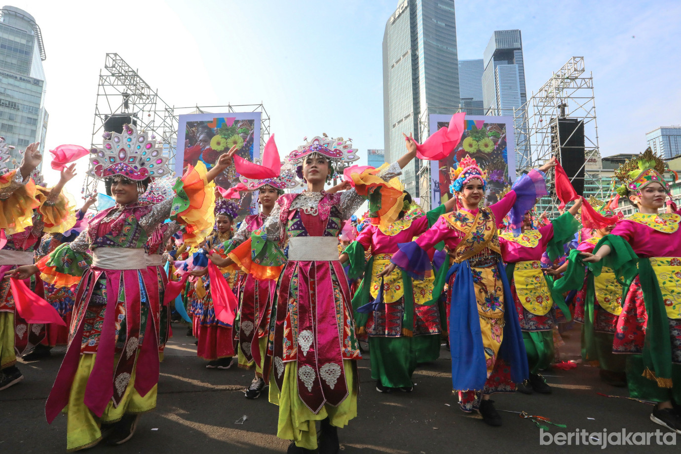 03 Wagub Rano Karno Hadiri Jaga Jakarta Penuh Warna & HUT ke-58 KADIN DKI Jakarta_3-1.jpg