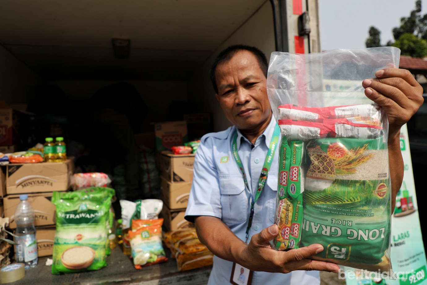 5.Food Station Gelar Pasar Murah di Lima Lokasi.jpg