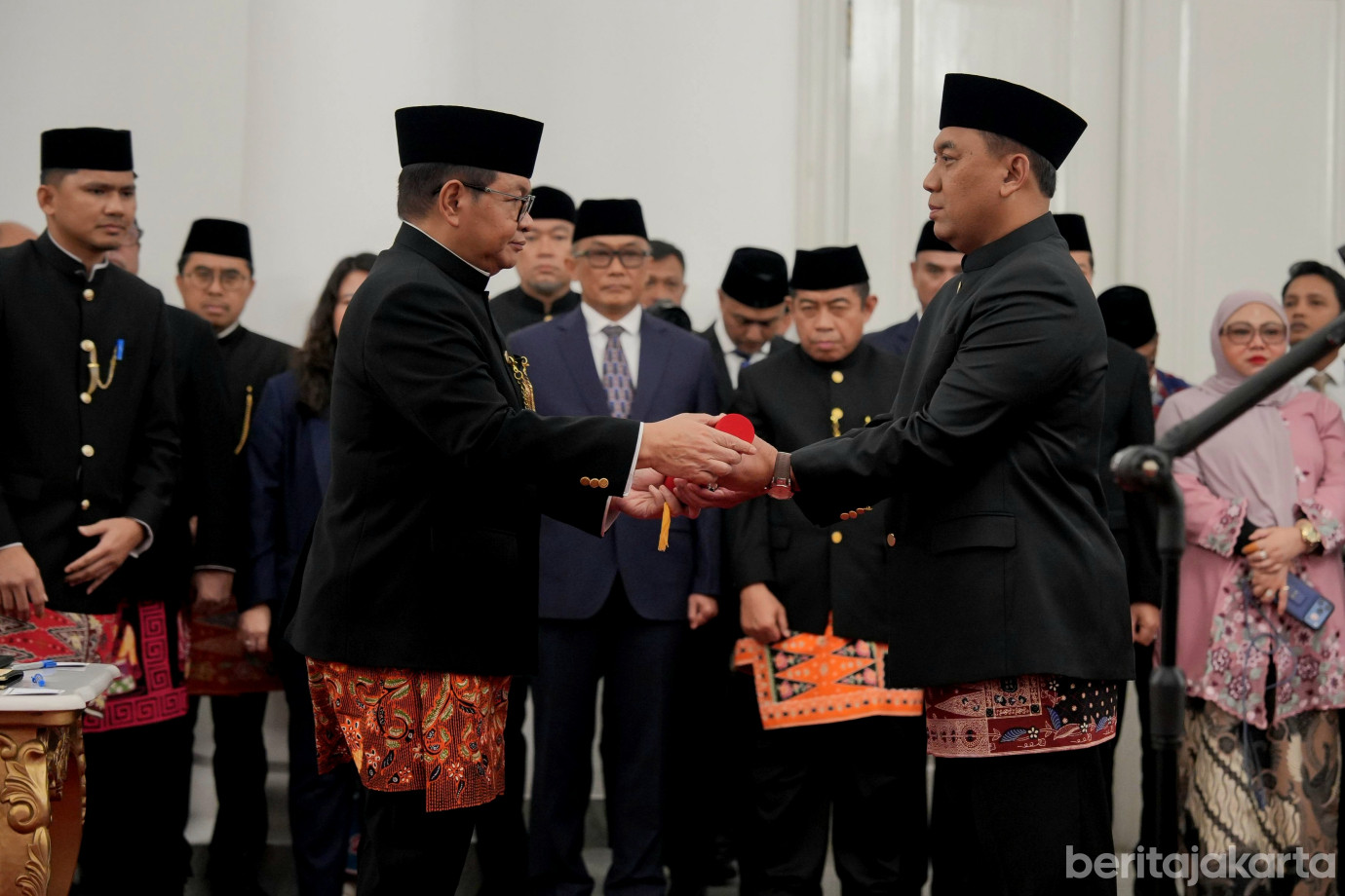 6pelantikan Uus Sekda.jpg