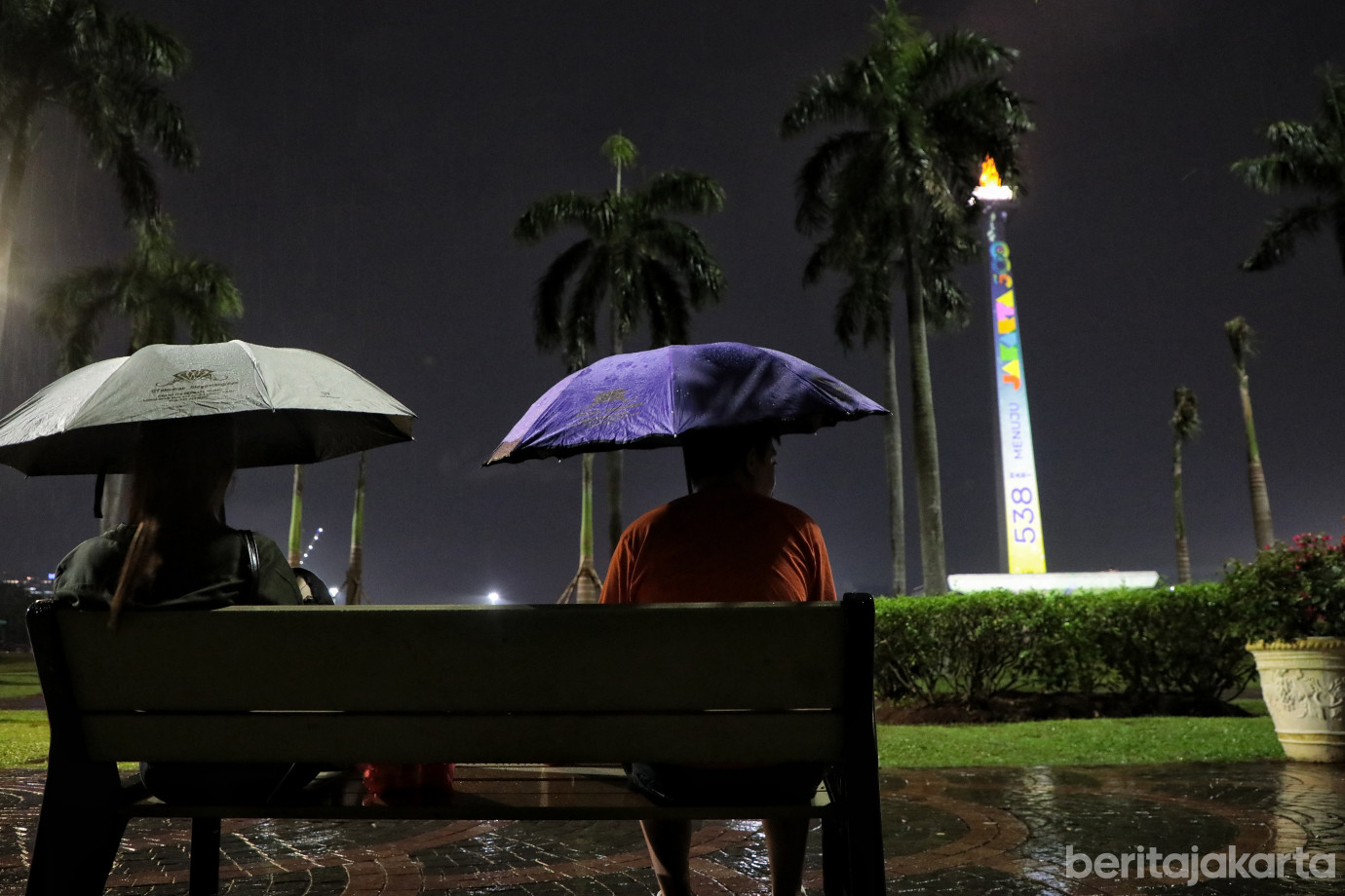 4.Air Mancur Menari dan Video Mapping Di Monas Hibur Warga Pada Penghujung Tahun.jpg