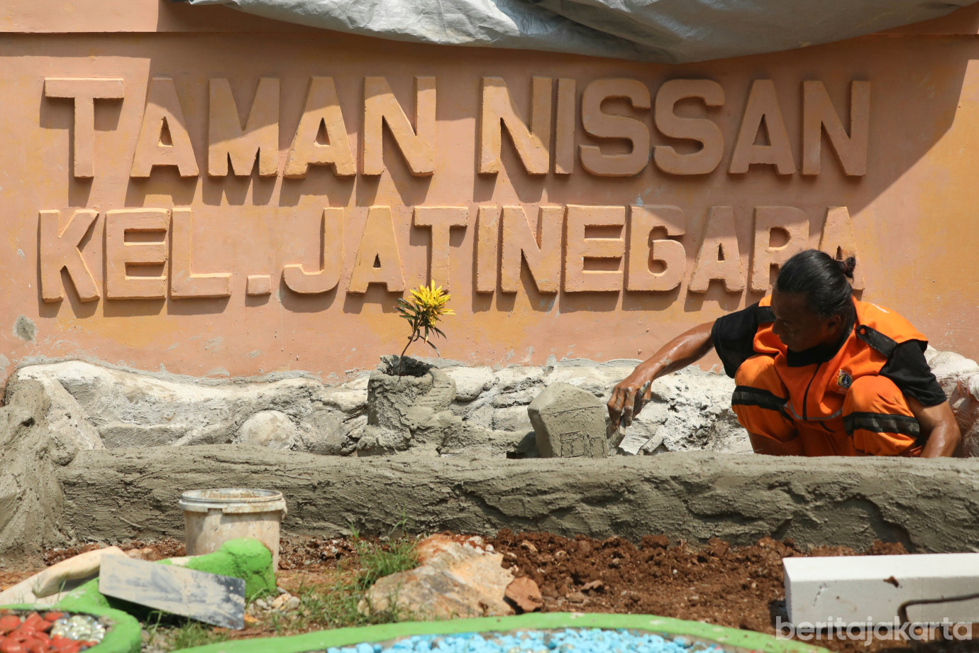 1 PPSU Jatinegara Sulap Lahan Kosong Jadi Taman Nissan_1.jpg