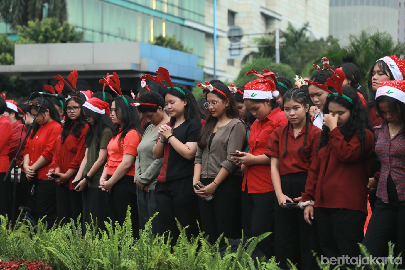 2-3 pembukaancrismascarol2025.jpg