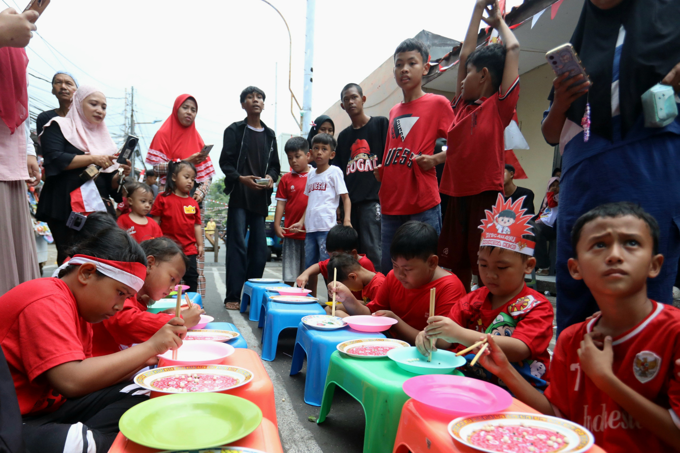 1 Kemeriahan Lomba 17 Agustus di RT 01 RW 05 Kelurahan Tanah Tinggi_1.jpg