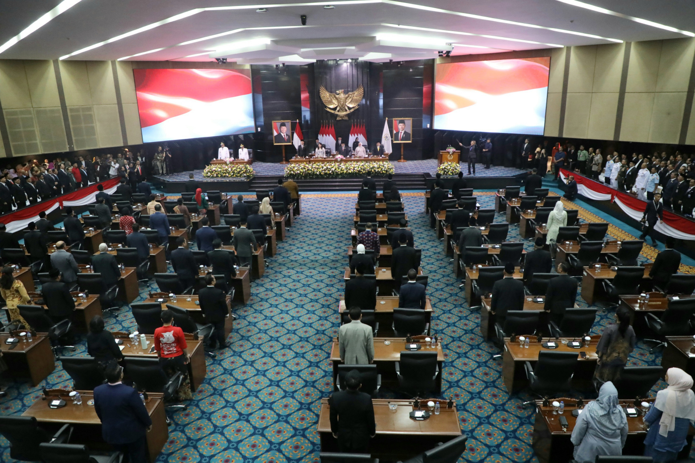 1 Rapat Paripurna Perdana DPRD DKI Jakarta dengan Gubernur dan Wakil Gubernur DKI Jakarta_1.jpg