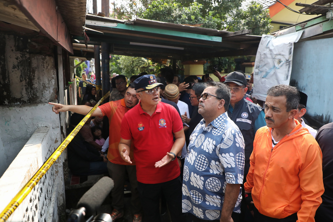 6.Waguh Beri Bantuan Korban Kebakaran Bukit Duri.jpg