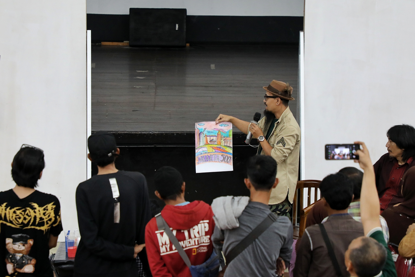 4.Pelatihan Mural.jpg