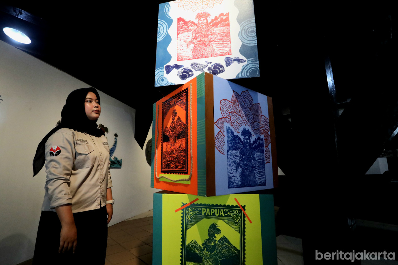 4 Pameran temporer “Looking for the East”_4.jpg