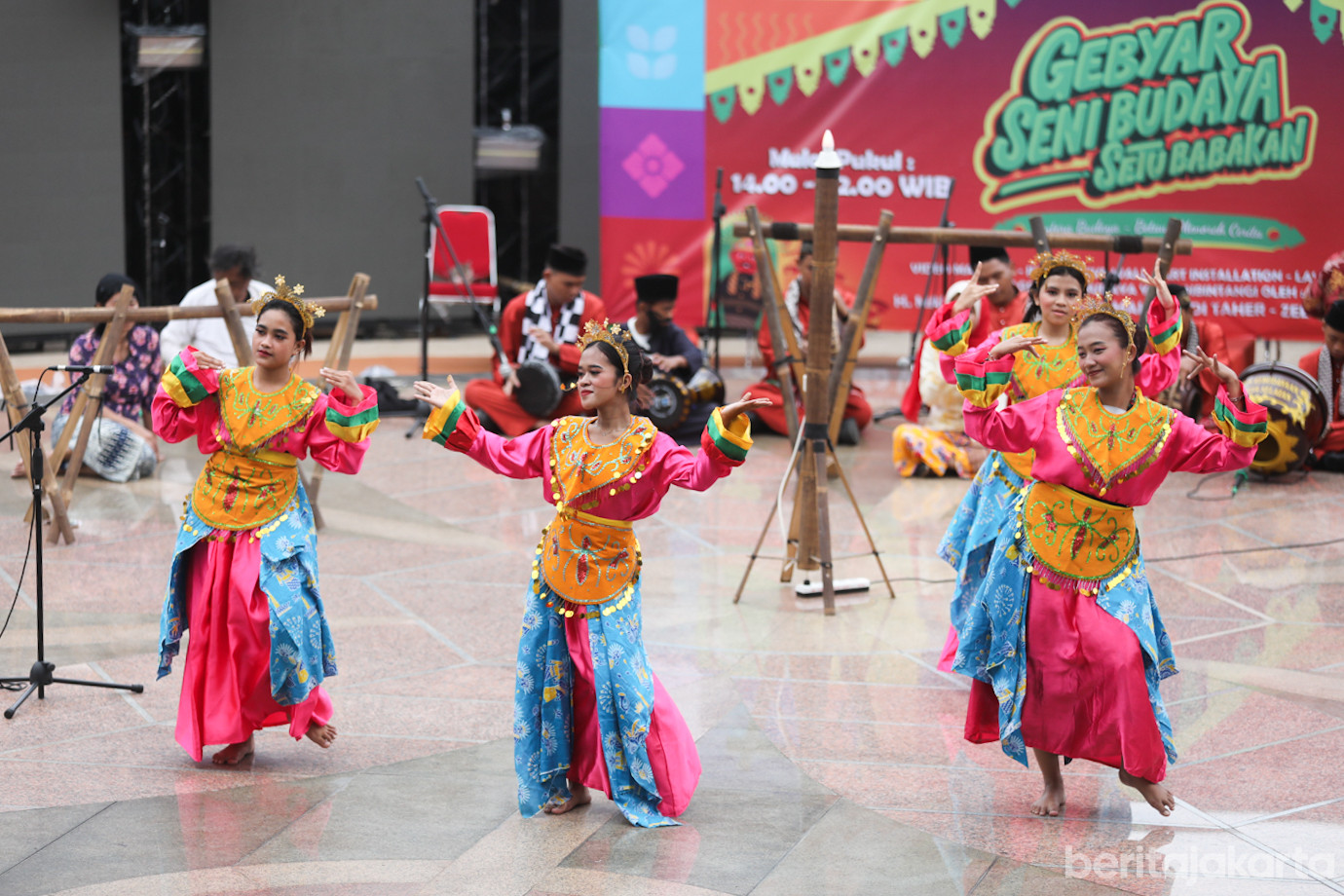 Gebyar Budaya Setu Babakan-1.jpg