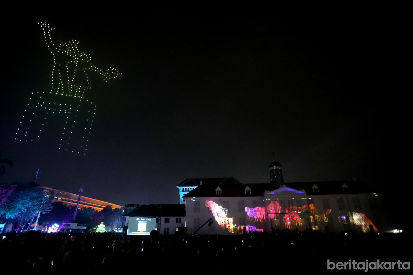 7 Perayaan Tahun Baru 2026 Meriah di Kota Tua Jakarta_7.jpg