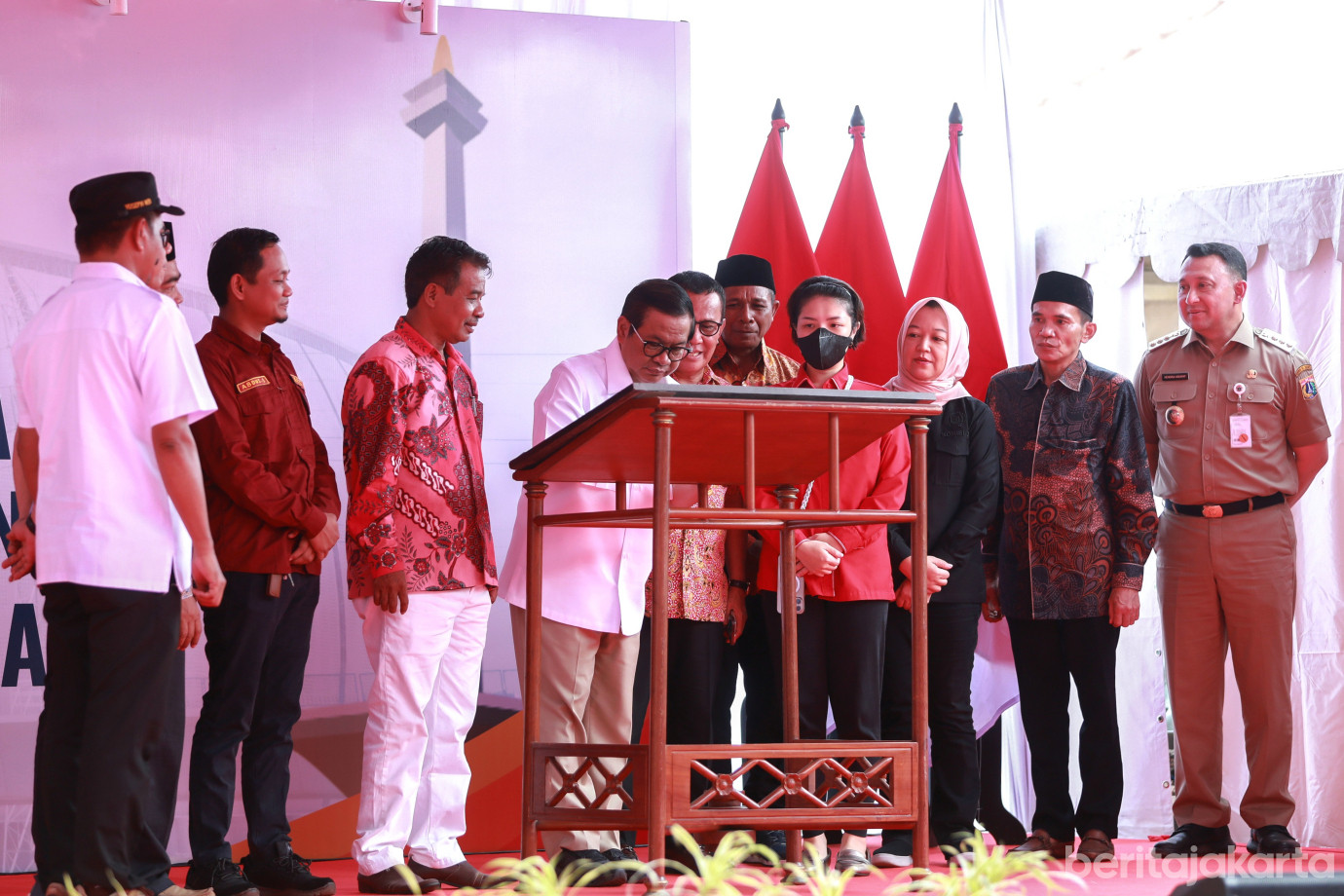 6-1peresmian kp harapan.jpg