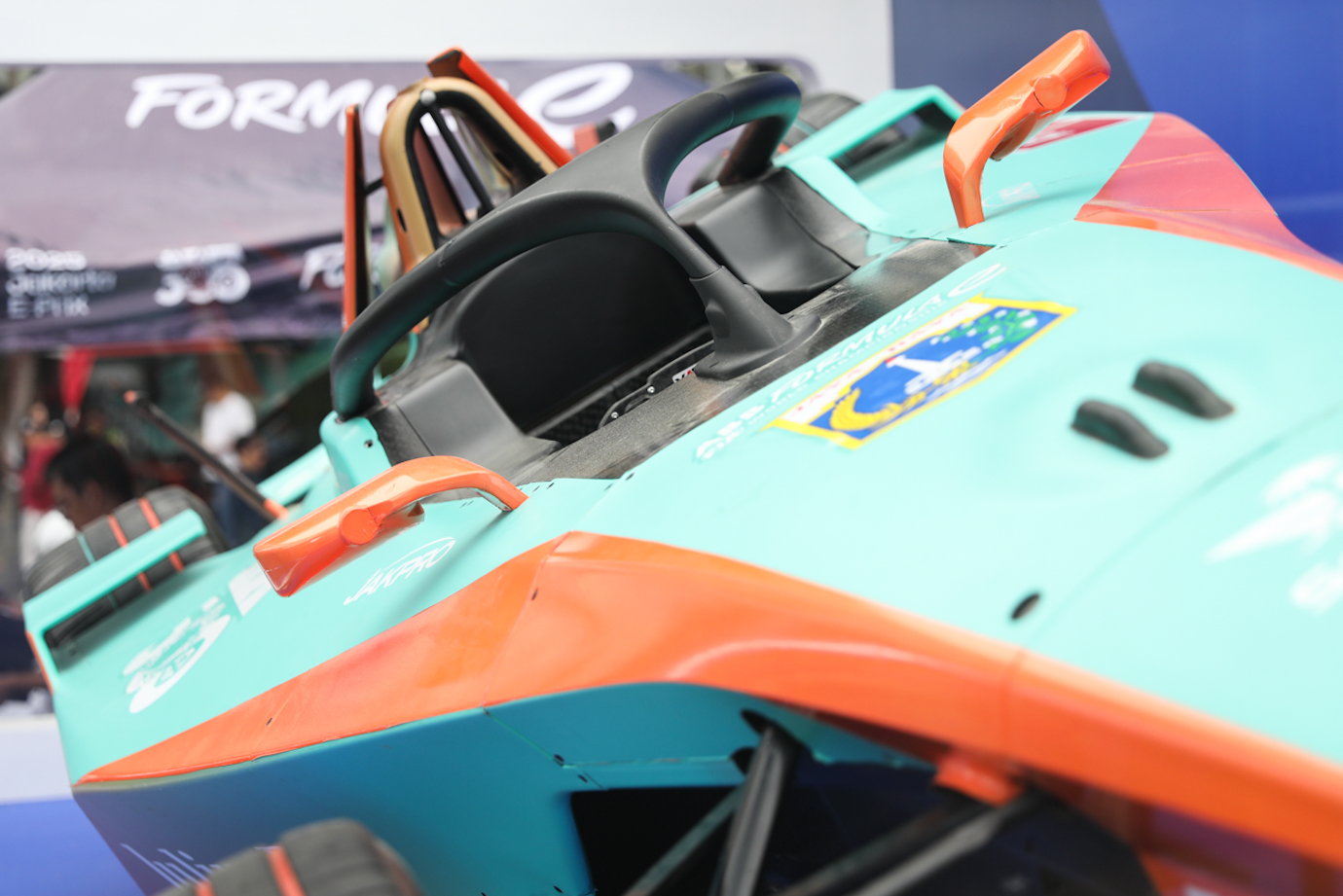 Mobil Formula E-6.jpg