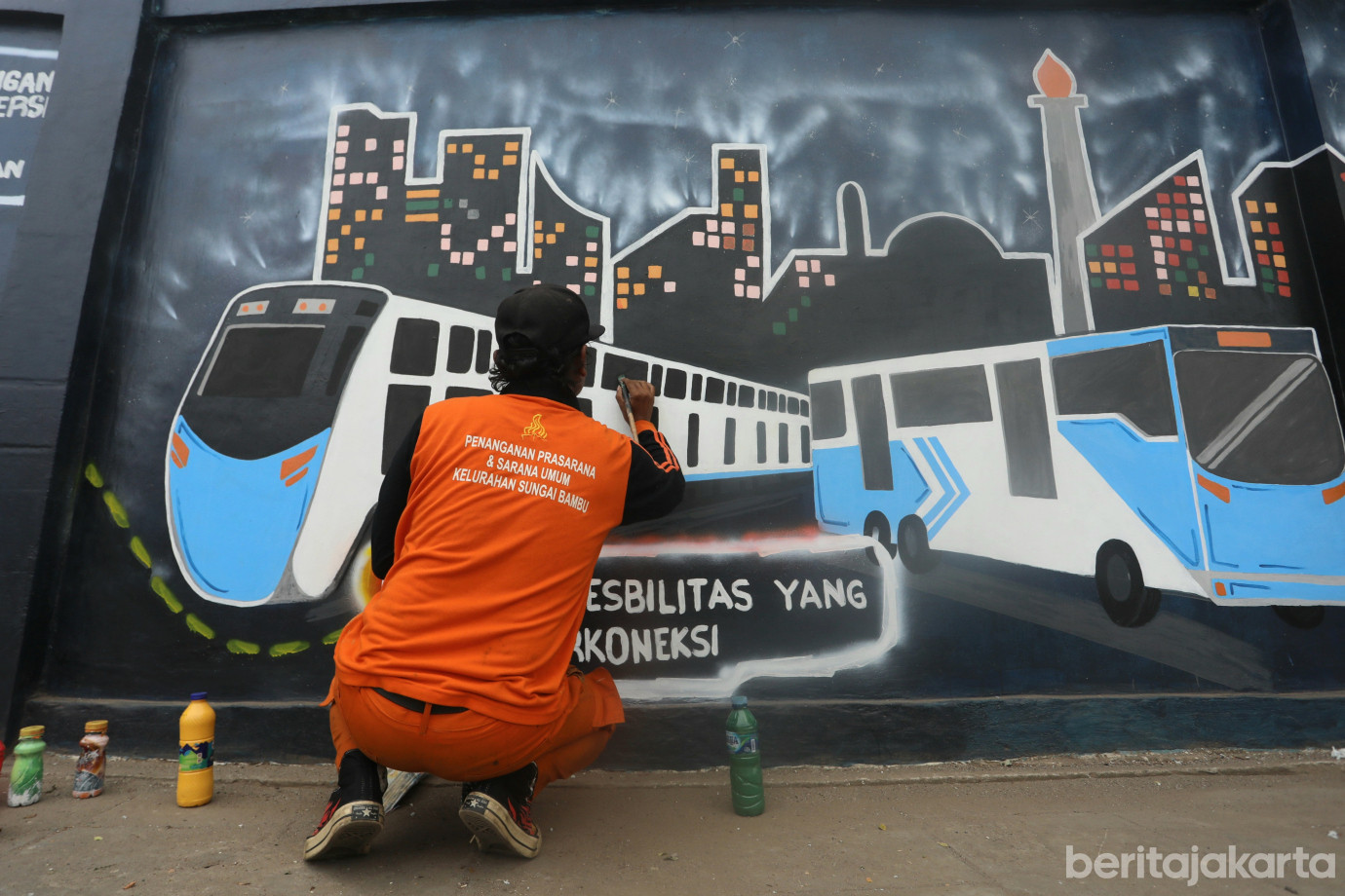 4 Kecamatan Tanjung Priok Percantik Jalan Yos Sudarso dengan Mural Bertema Jakarta Utara_4.jpg