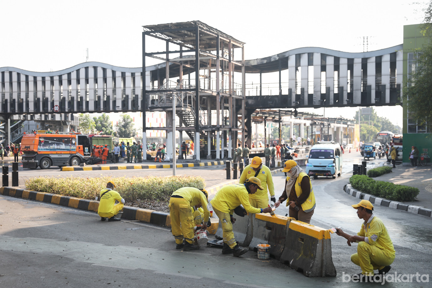 Wagub Kerja Bakti-6.jpg