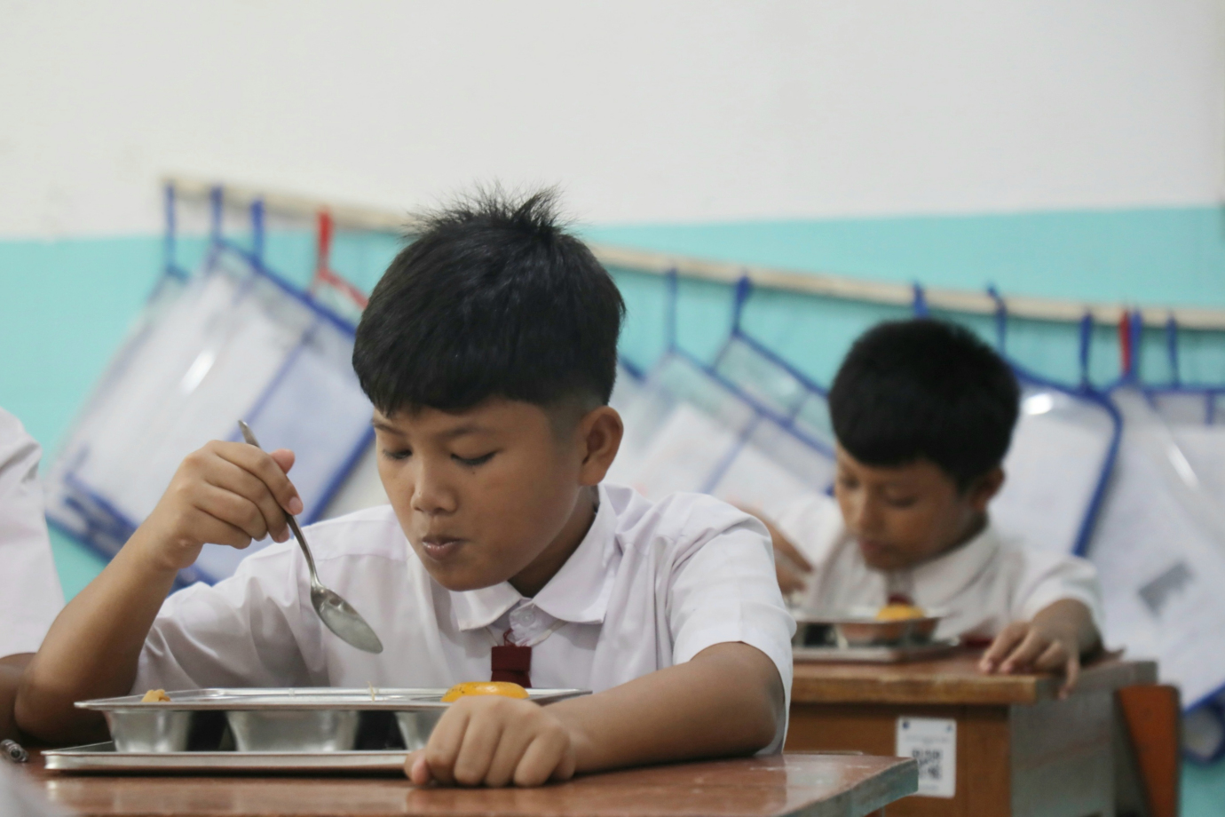 4 Makan Bergizi Gratis di SDN 06 Pulo Gebang_4.jpg