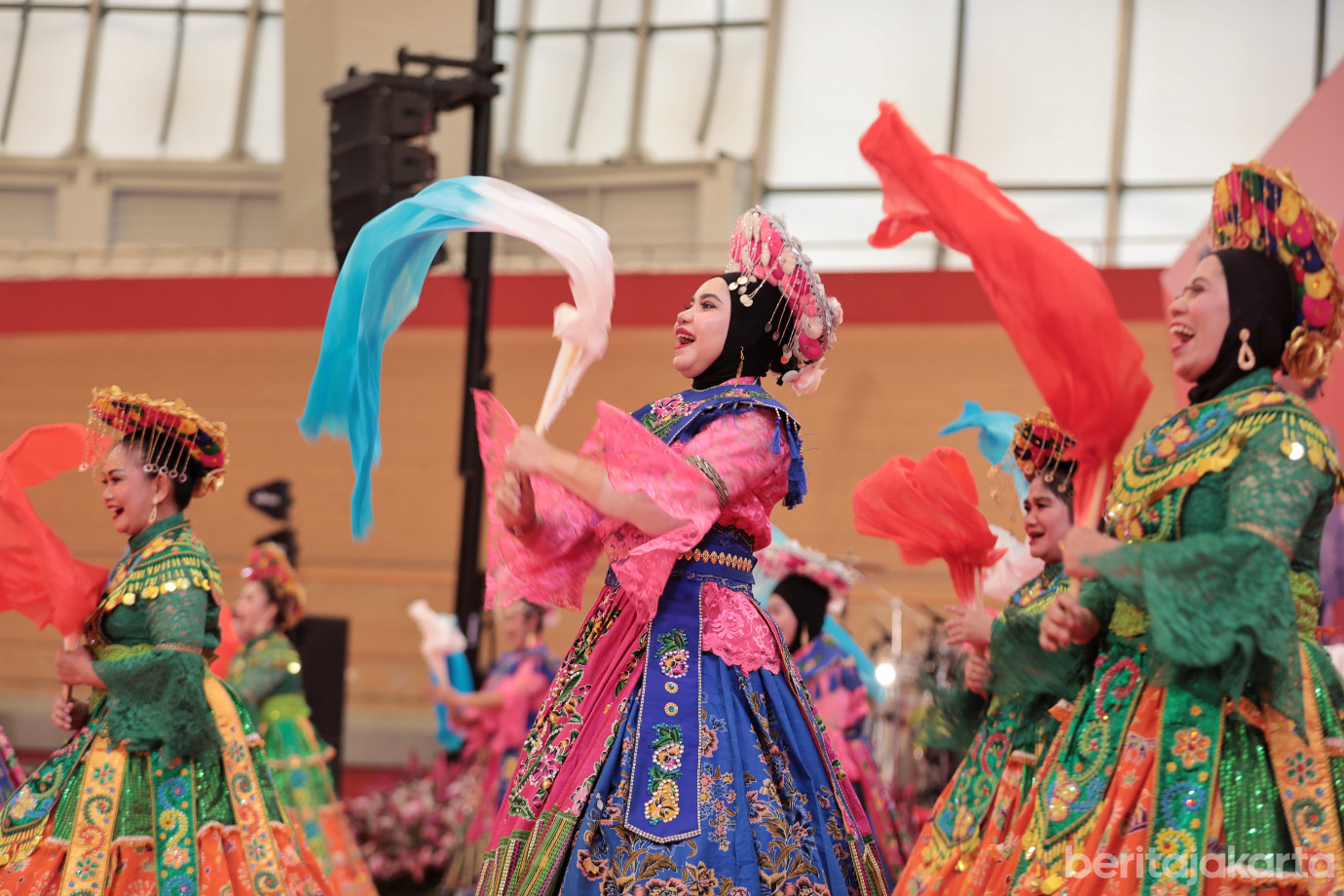4.Rano Karno Hadiri Peringatan Hari Ibu DKI Jakarta.jpg