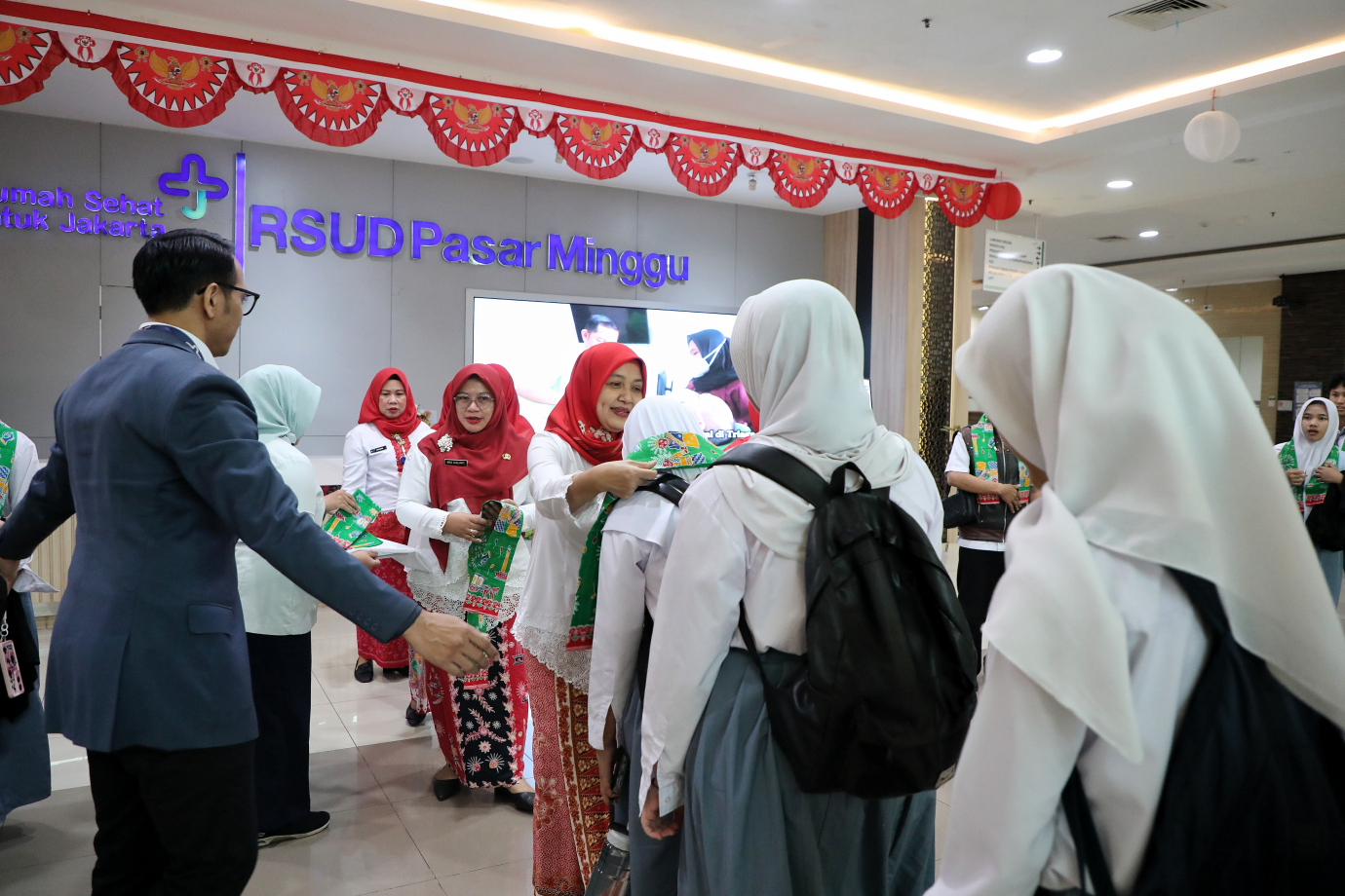 1.soft launching Health Meets Holiday layanan Medical Check Up.jpg