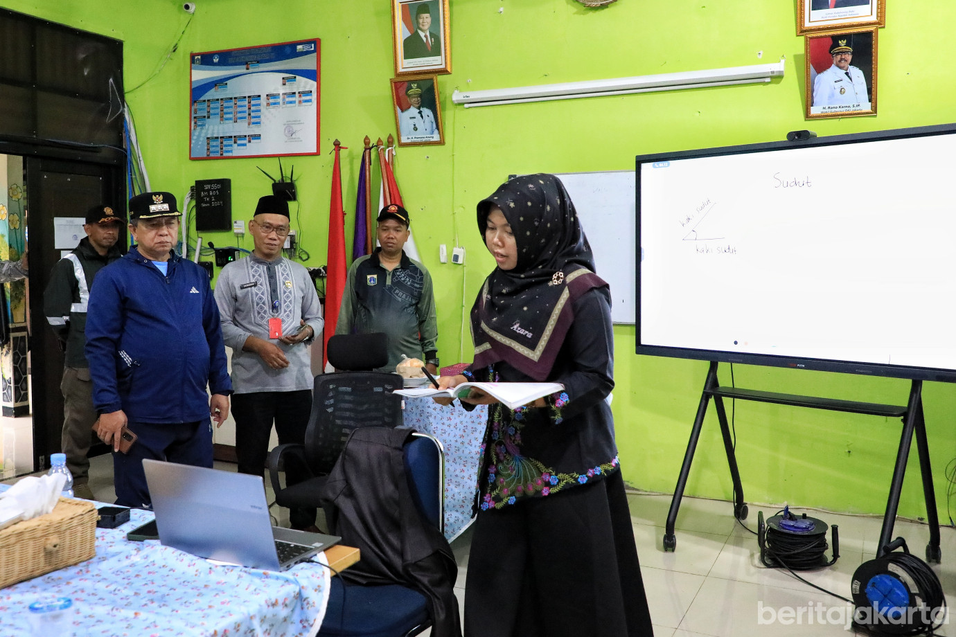 8.SDN Srengseng Sawah 01.jpg