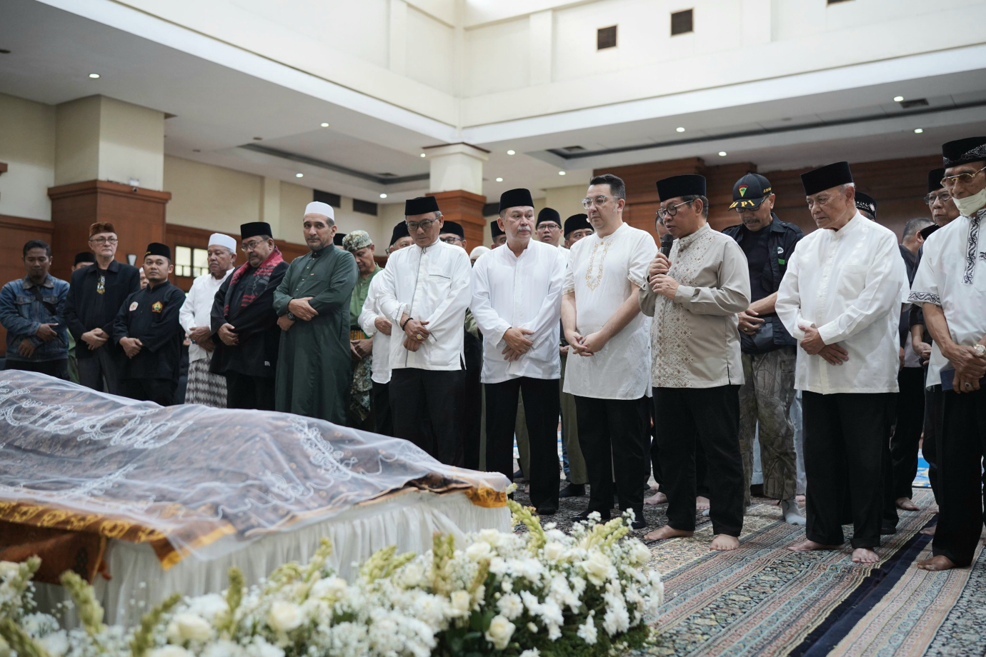 2-gubtakziah ekswagub.jpg