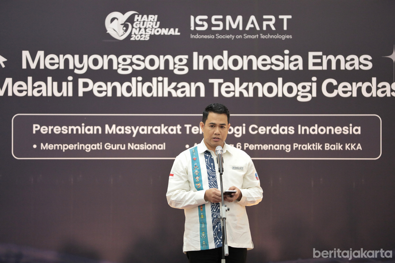 4.Rano Hadiri Peresmian IS-SMART (1).jpg