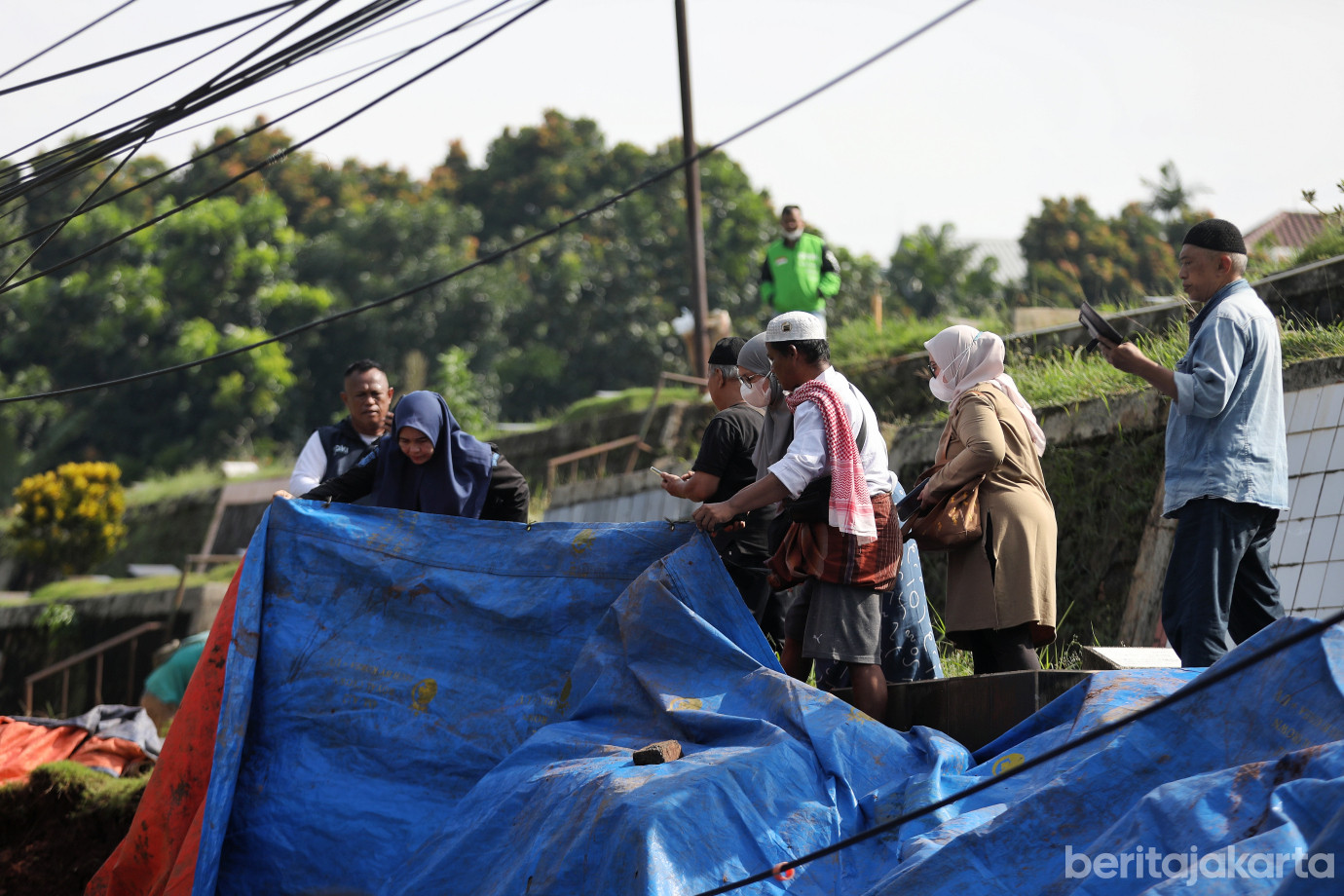4.Penanganan Longsor TPU Jeruk Purut.jpg