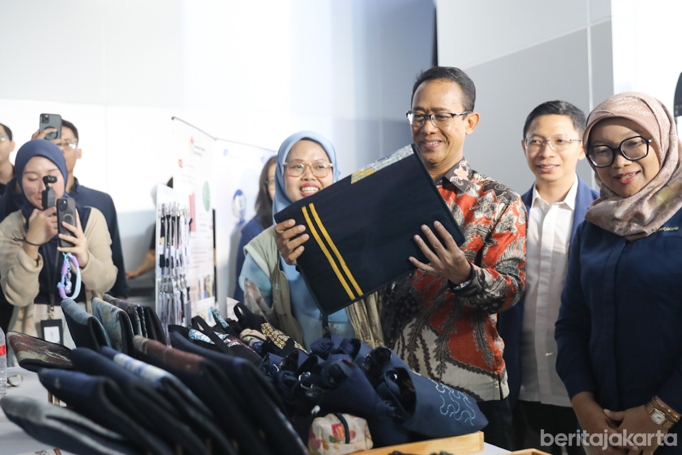 MRTJ Menjahit Perjalanan-5.jpg