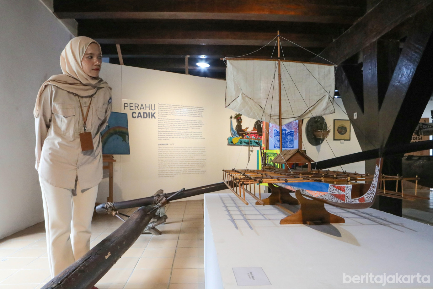 3 Pameran temporer “Looking for the East”_3.jpg