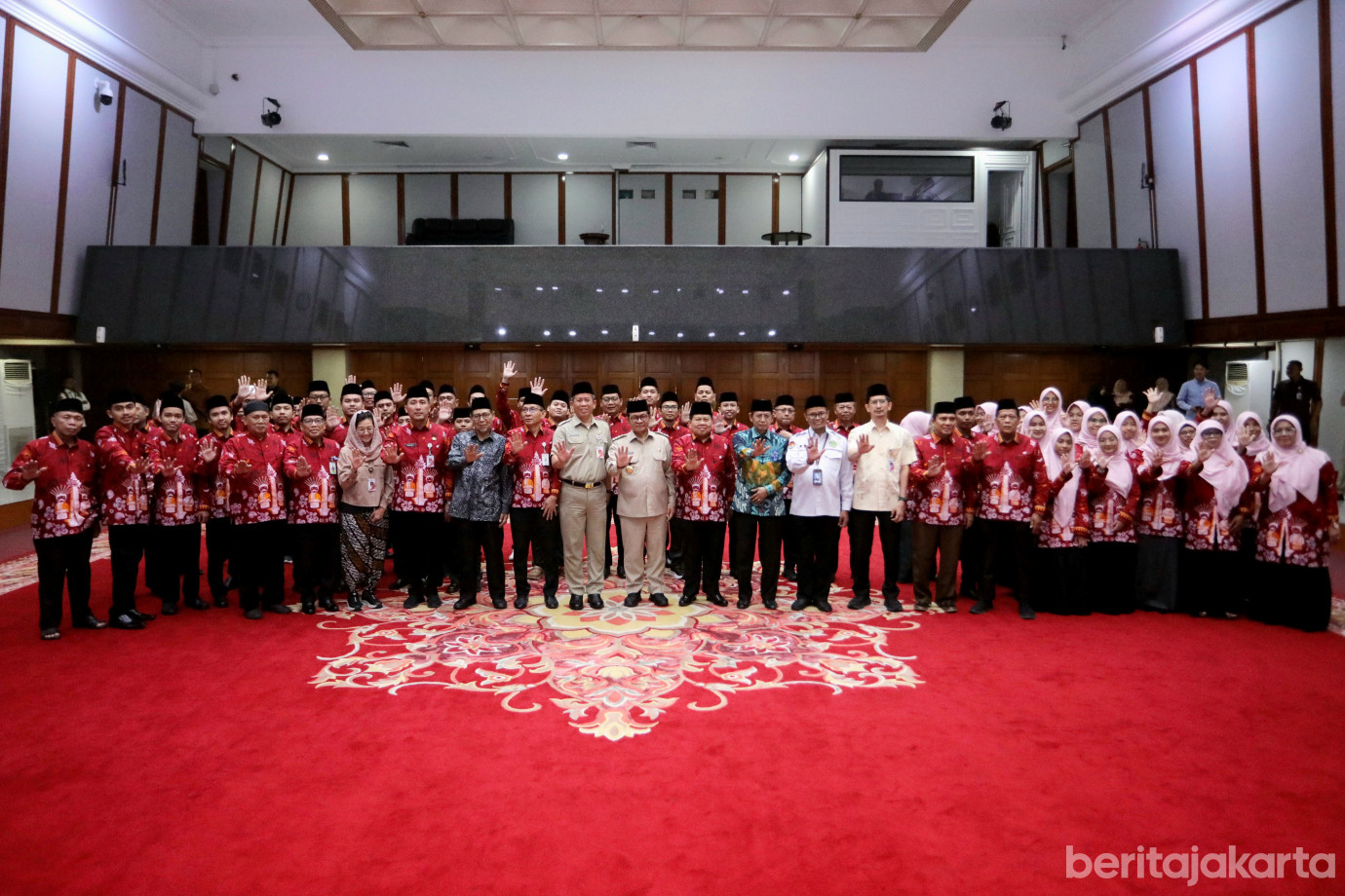 6 Gubernur Lepas Kafilah DKI ke Ajang STQH Nasional XXVIII Tahun 2025_6.jpg