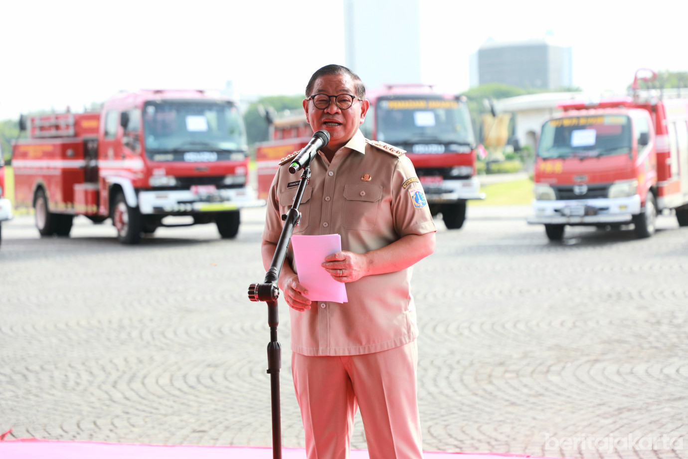 5hibah mobil damkar.jpg