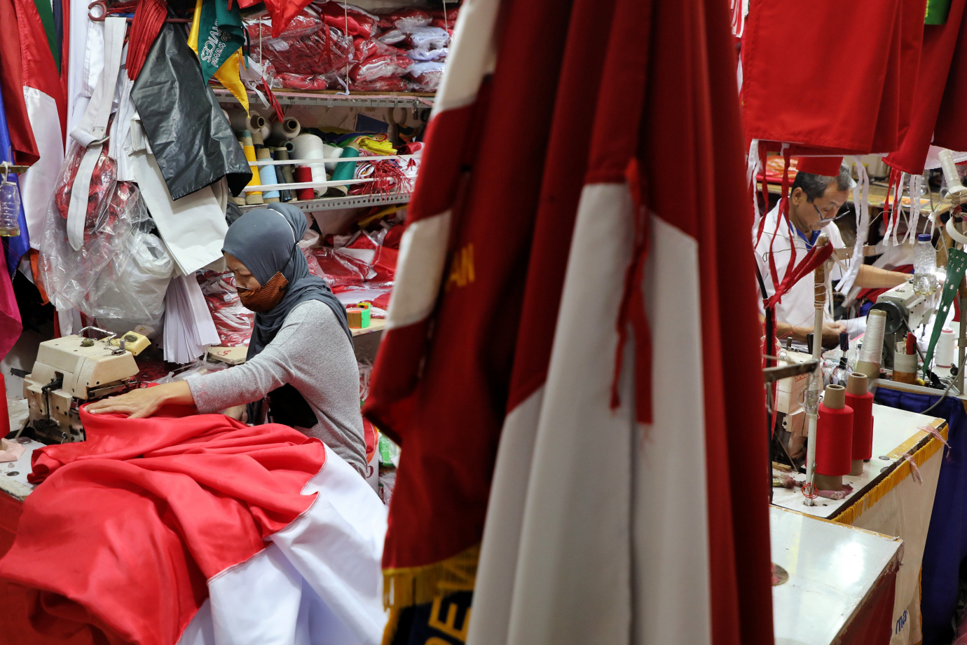 5.Pesanan Bendera Meningkat.jpg