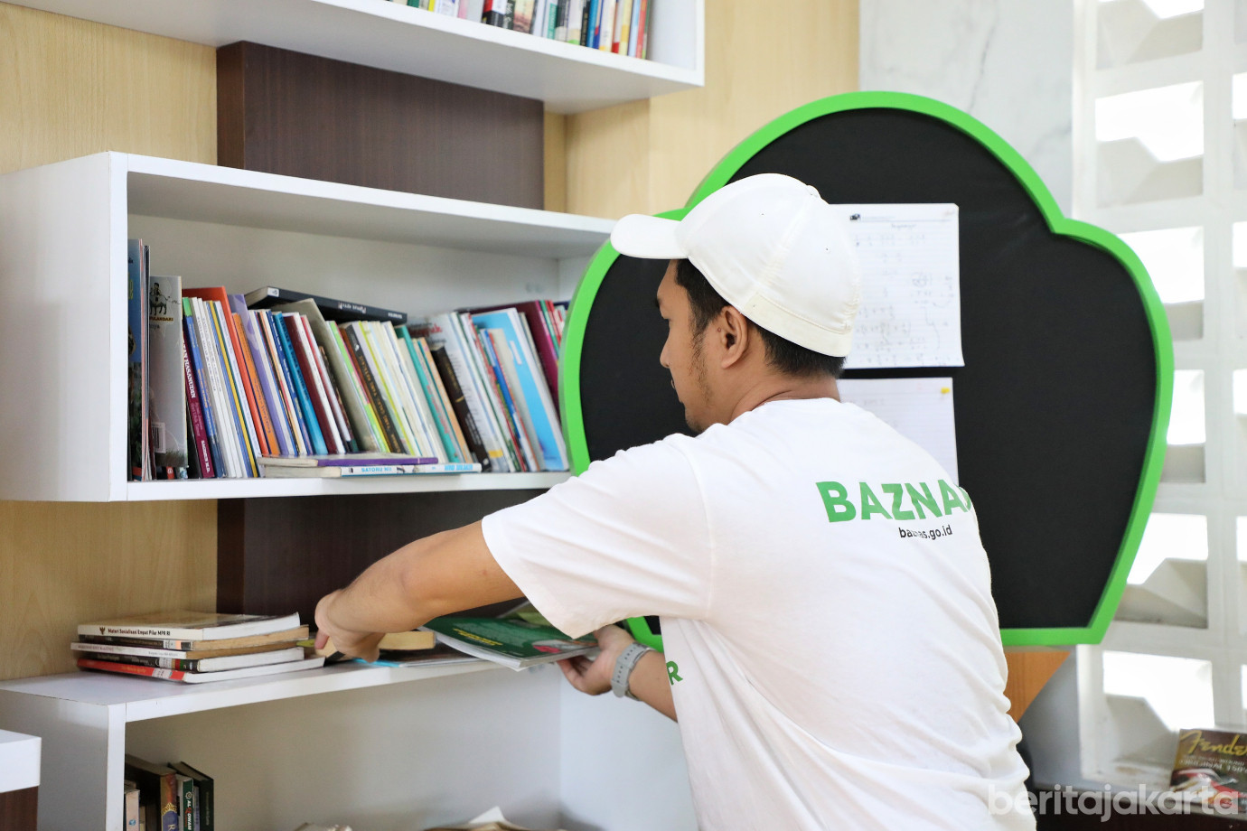 8.Pojok Baca Rusun KM.2.jpg