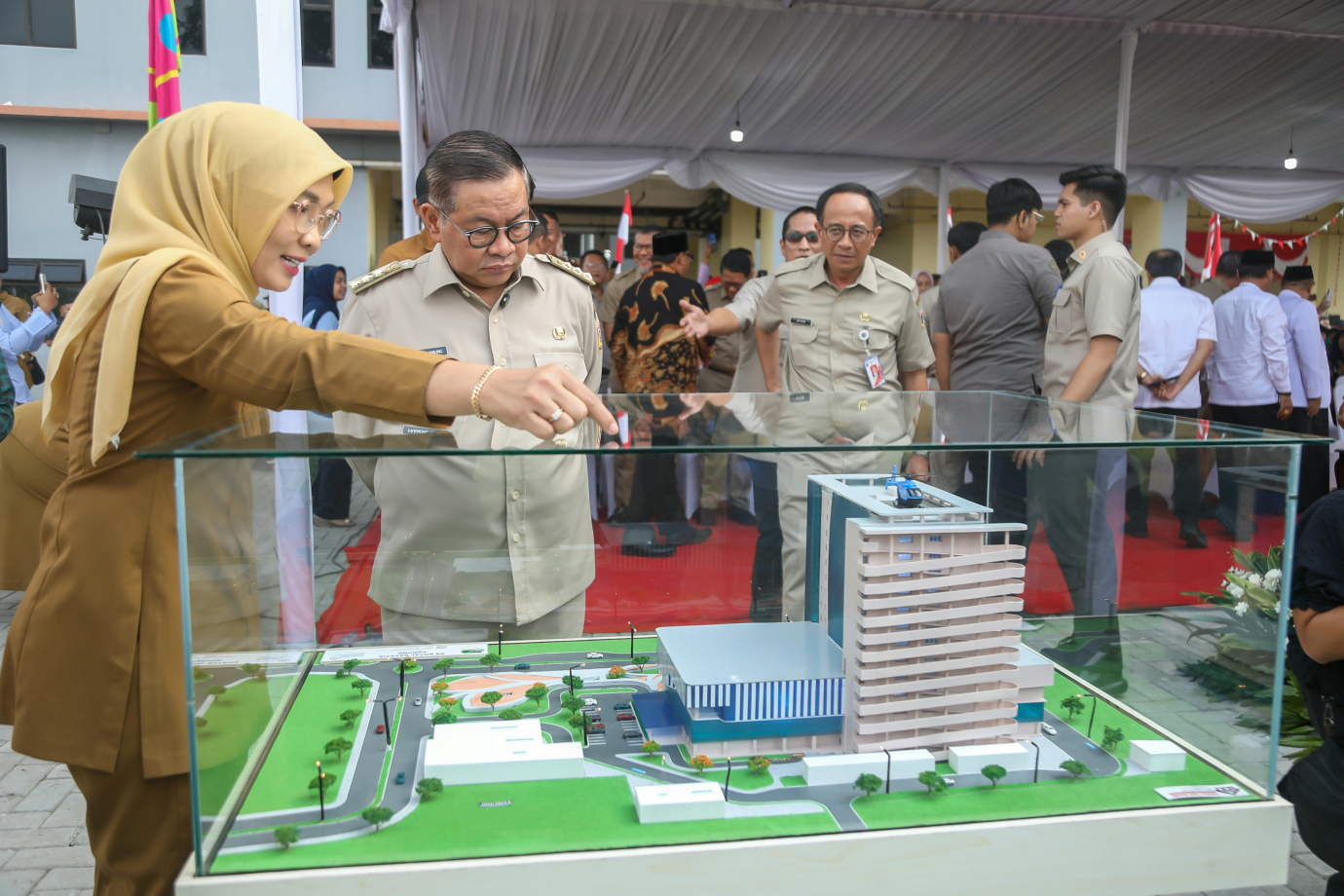 7-1 rusuncakungbarat.jpg