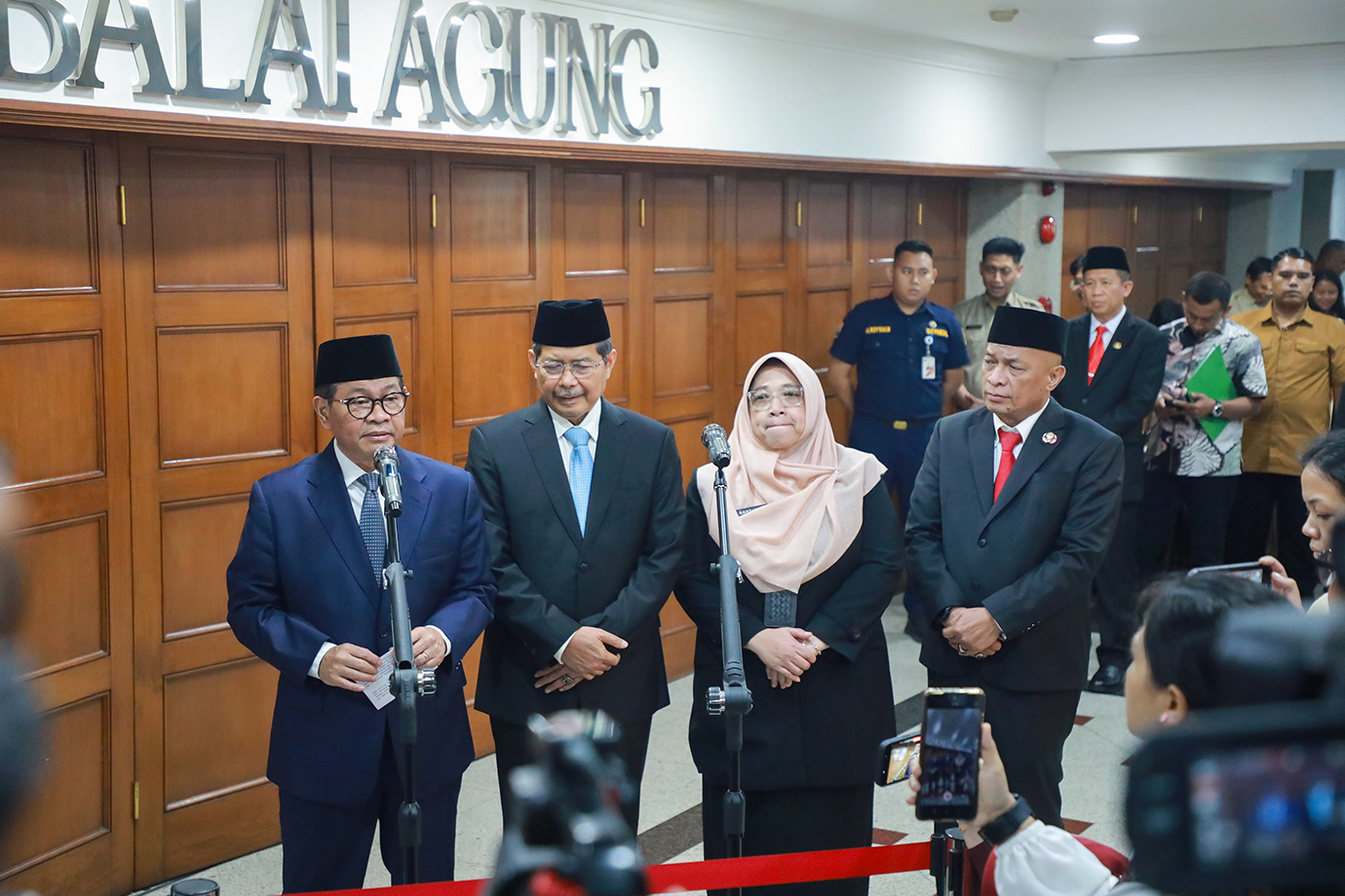 gub-lantik-100-pejabat-fungsional-09.jpg
