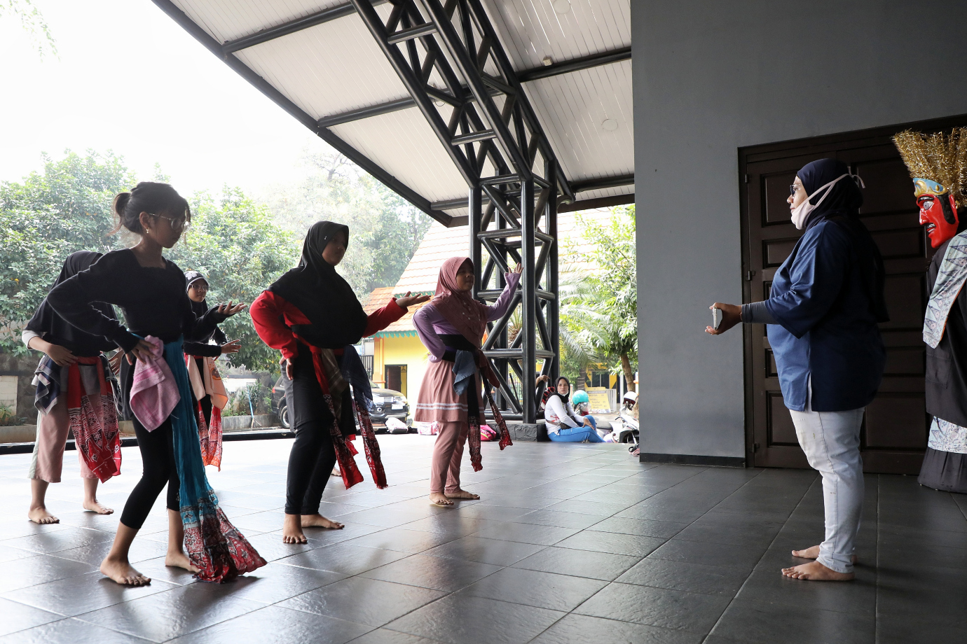 1.Jelang HUT DKI Jakarta, Sanggar Youtefa Jakarta Timur Tambah Jadwal Latihan.jpg