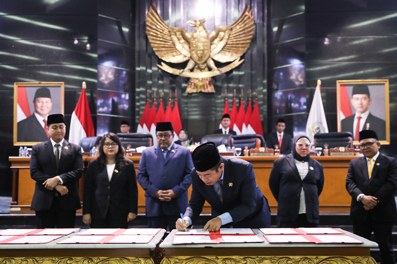 3 Paripurna Wagub-6.jpg