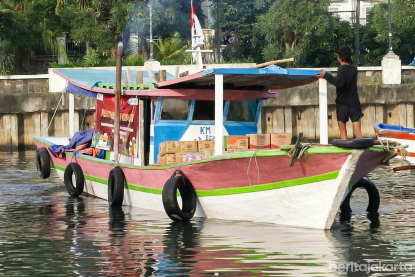 5-1 logistik ke pulau sribu.jpg