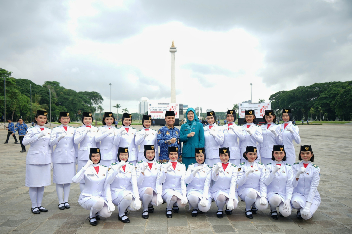 07 Upacara Peringatan Hari Ibu.jpg