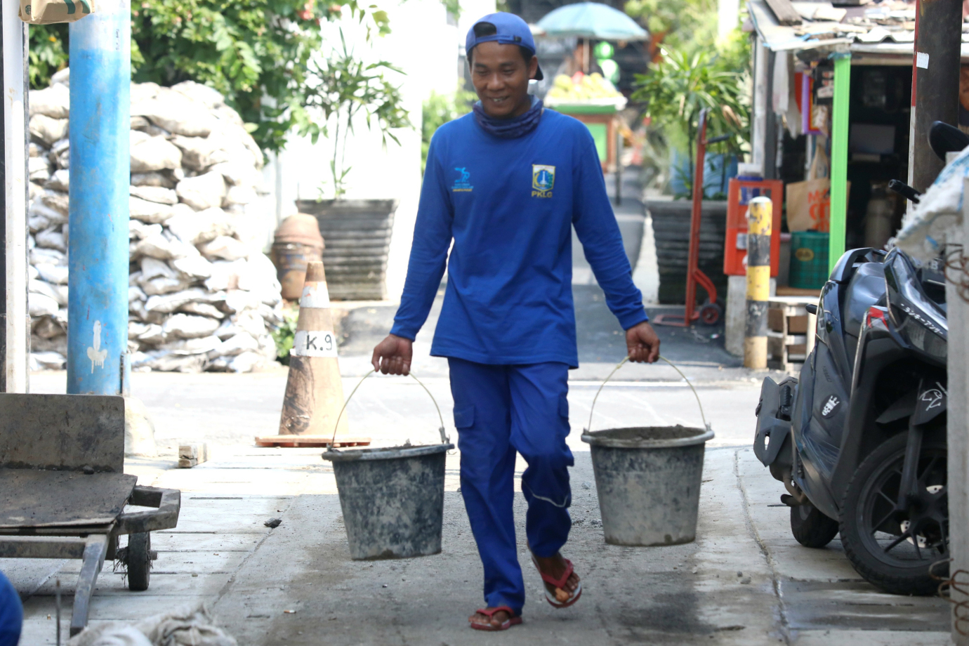 2 Sudin SDA Jakarta Pusat Normalisasi Saluran di Jalan Juana_2.jpg