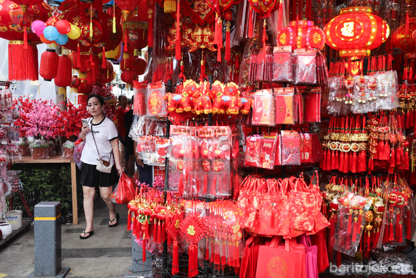 Pernak-pernik Imlek Glodok-3.jpg