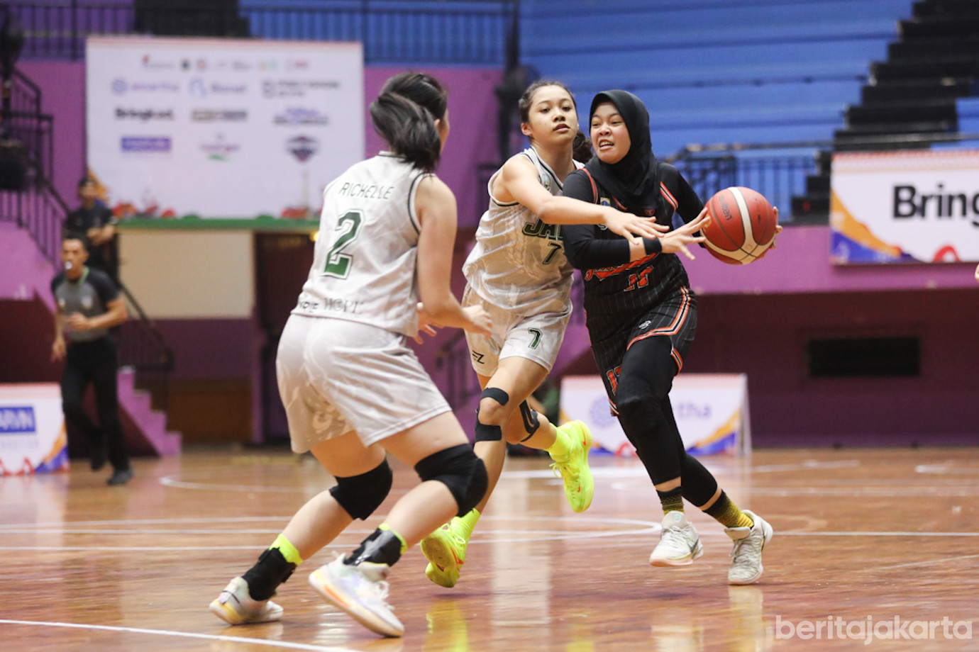 POPNAS Basket Putri Jakarta vs Jatim-2.jpg
